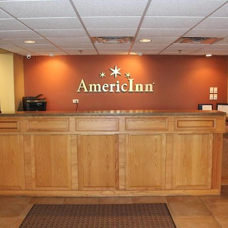 Americinn By Wyndham Cedar Rapids Airport Экстерьер фото