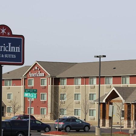 Americinn By Wyndham Cedar Rapids Airport Экстерьер фото