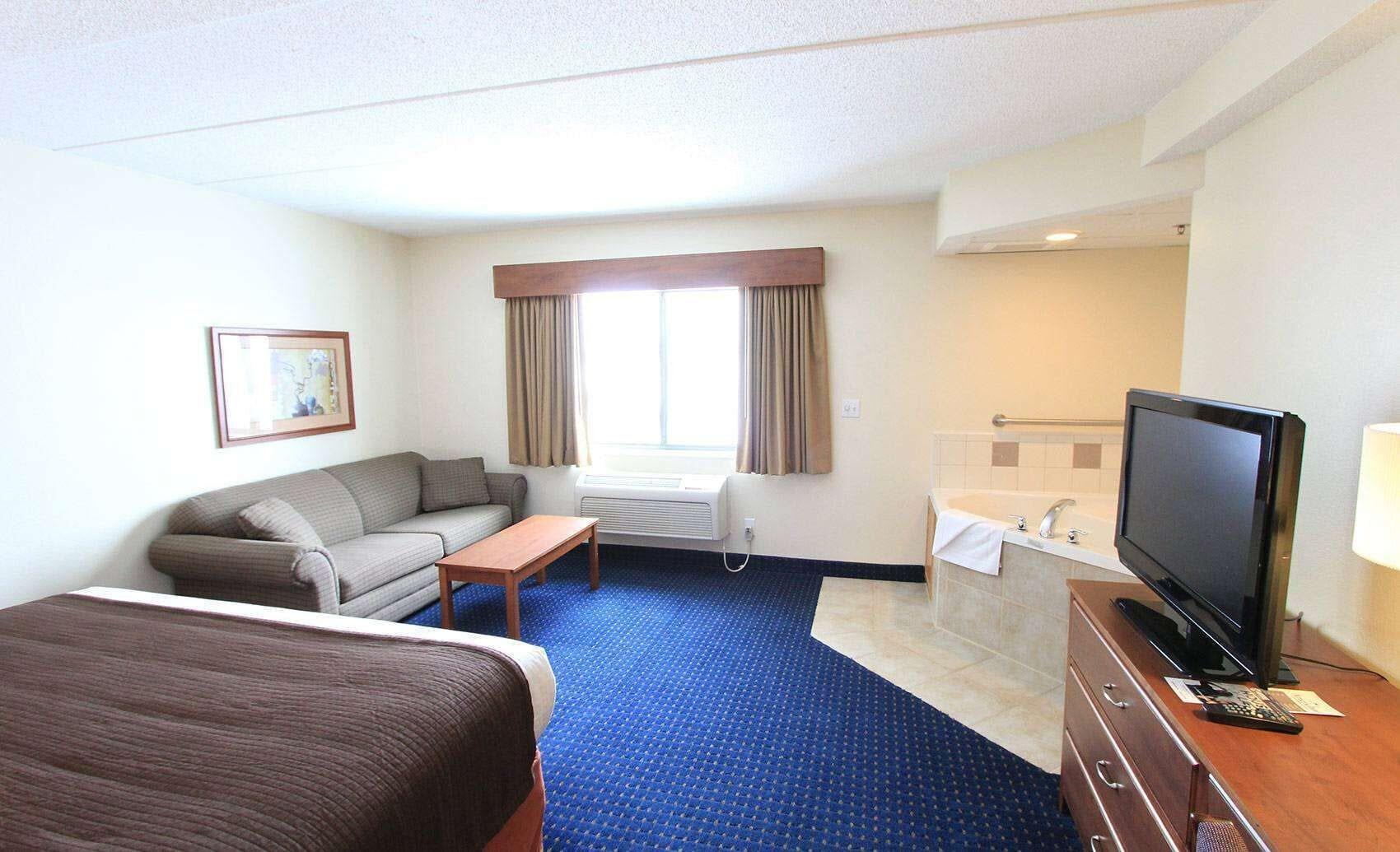 Americinn By Wyndham Cedar Rapids Airport Экстерьер фото