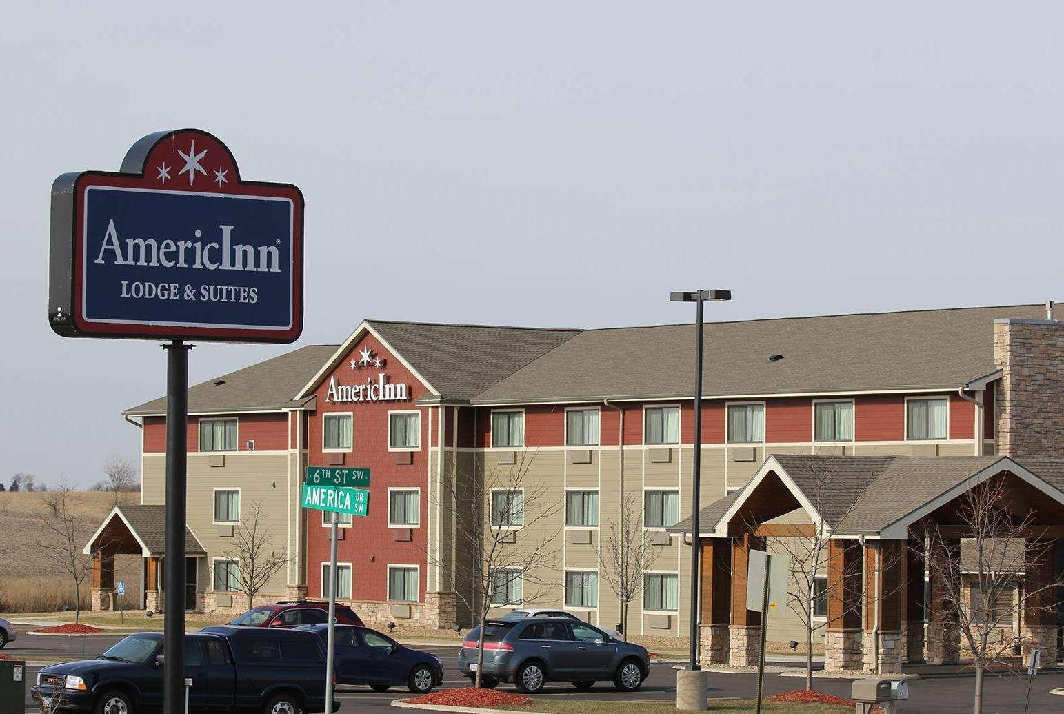 Americinn By Wyndham Cedar Rapids Airport Экстерьер фото