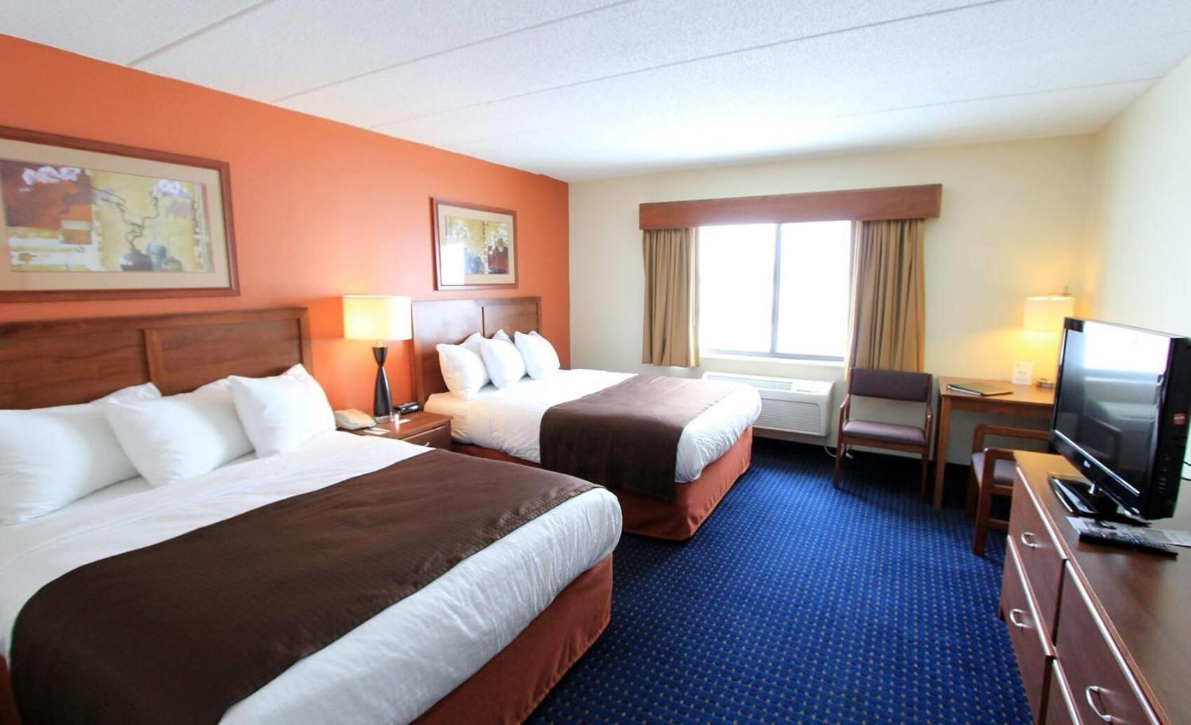Americinn By Wyndham Cedar Rapids Airport Экстерьер фото