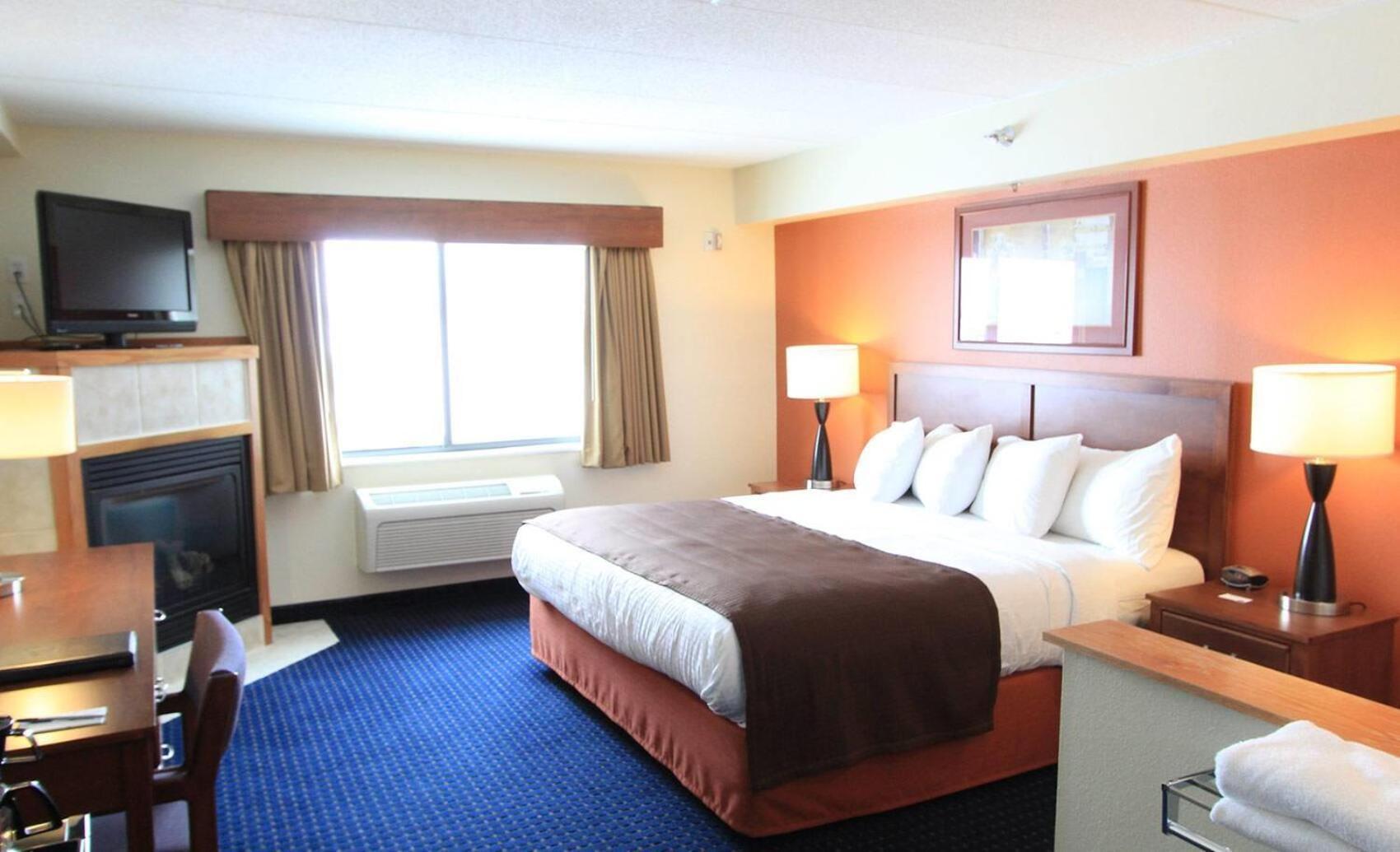 Americinn By Wyndham Cedar Rapids Airport Экстерьер фото
