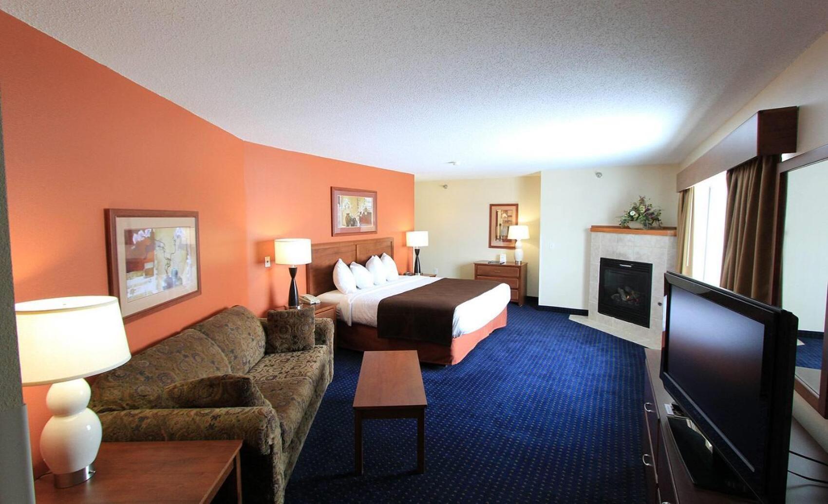 Americinn By Wyndham Cedar Rapids Airport Экстерьер фото