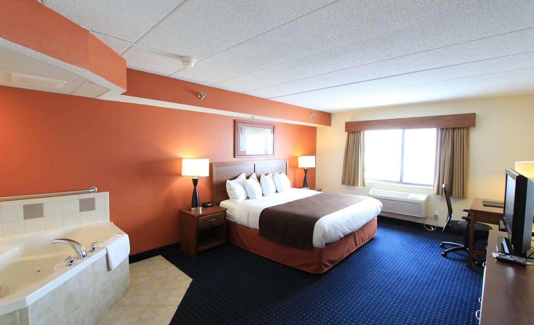 Americinn By Wyndham Cedar Rapids Airport Экстерьер фото